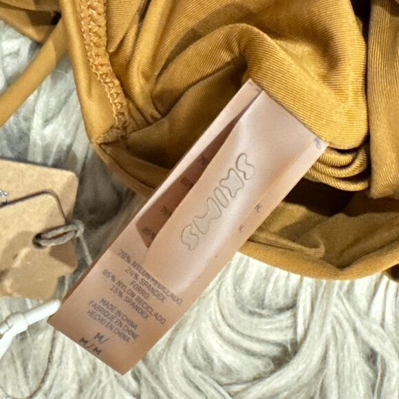 NWT skims swim top size medium - Picture 3 of 5